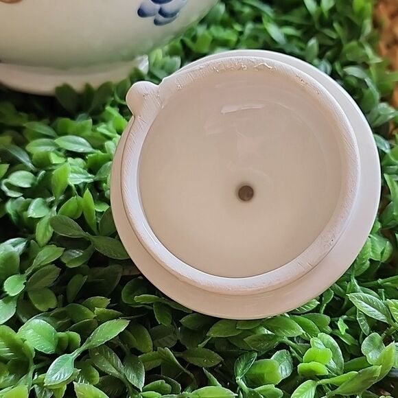 Embossed Grapes Twisted Grape Vine Handle - Picture 7 of 8